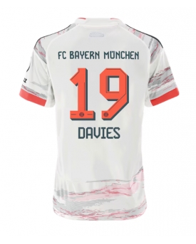 Billige Fotballdrakt Bayern Munich Alphonso Davies #19 Replika Bortedrakt Dame 2025-26 Kortermet Billige Fotballdrakt Bayern Munich Alphonso Davies #19 Replika Bortedrakt Dame 2025-26 Kortermet